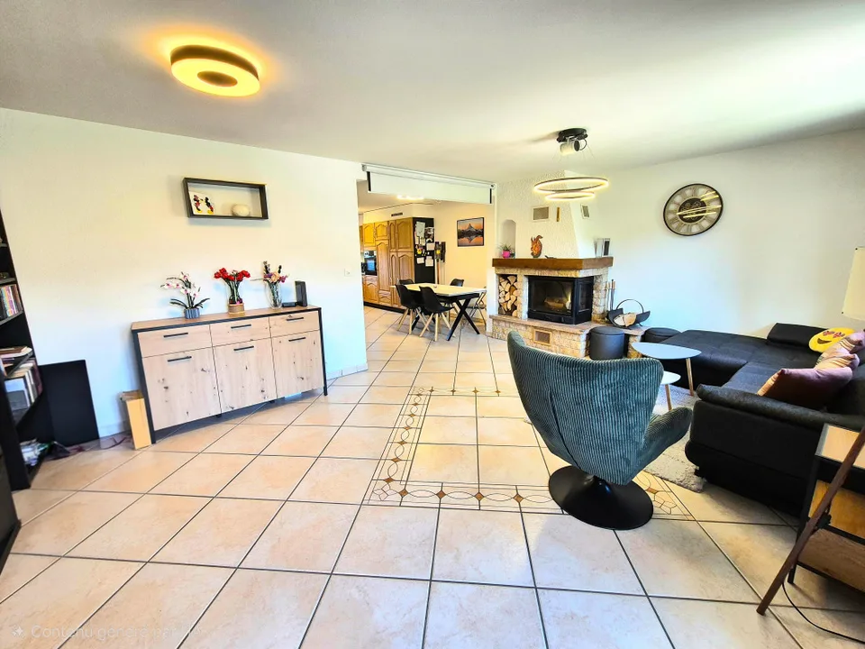 Casa a schiera di 4,5 locali, pannelli solari, con terrazza e garage – foto 6 di 26