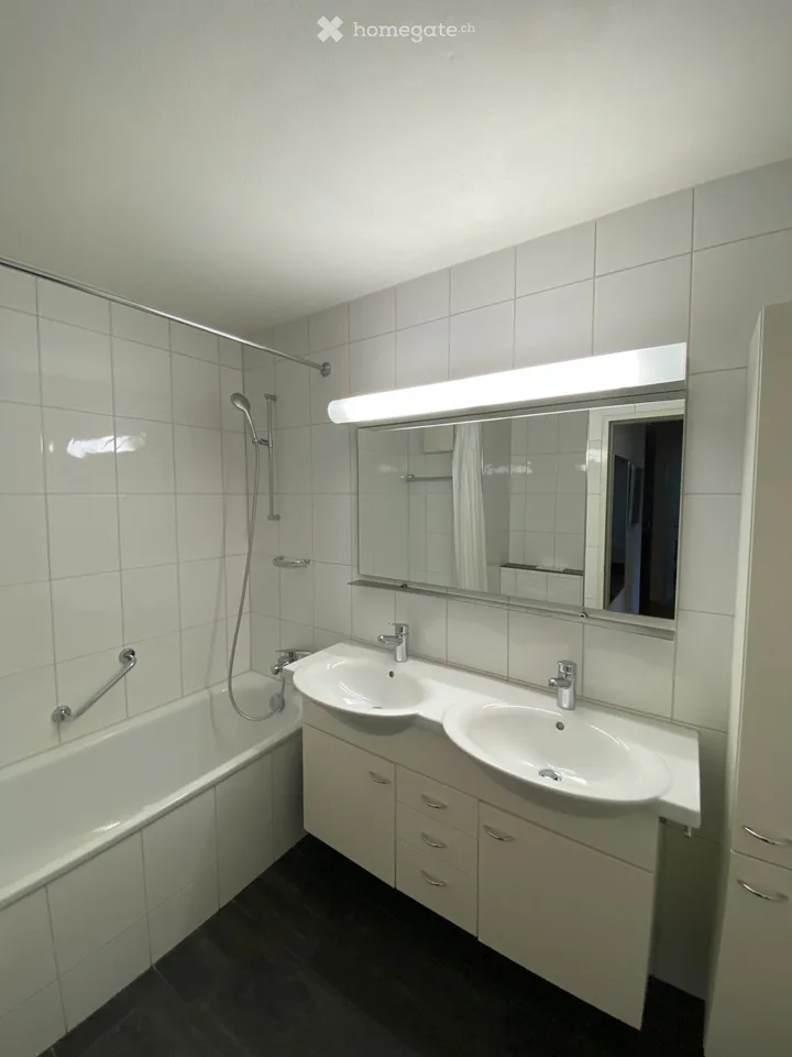 4.5-Zimmerwohnung mit Aussicht – Foto 3 von 16