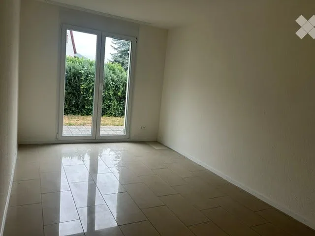 Gemütliche Wohnung mit Gartensitzplatz im Herzen von Würenlos