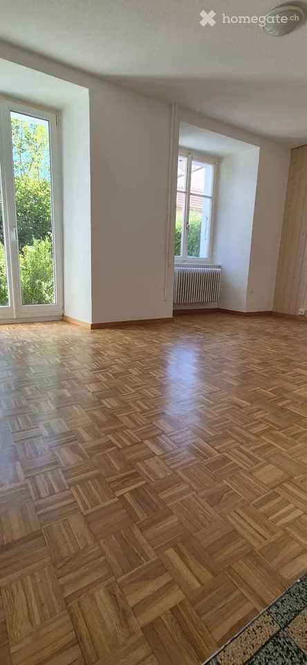 App. 2 Zimmer hell mit einem ca. 50m2 großen Garten