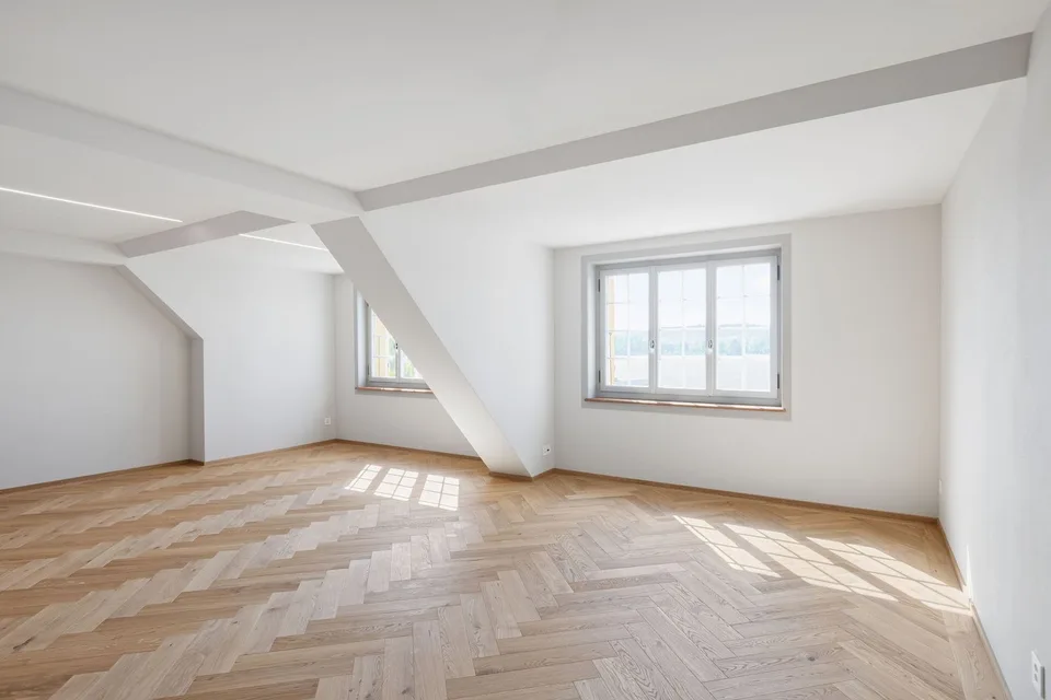 Einzigartige Villa mit direktem Seeanstoss – Foto 9 von 15