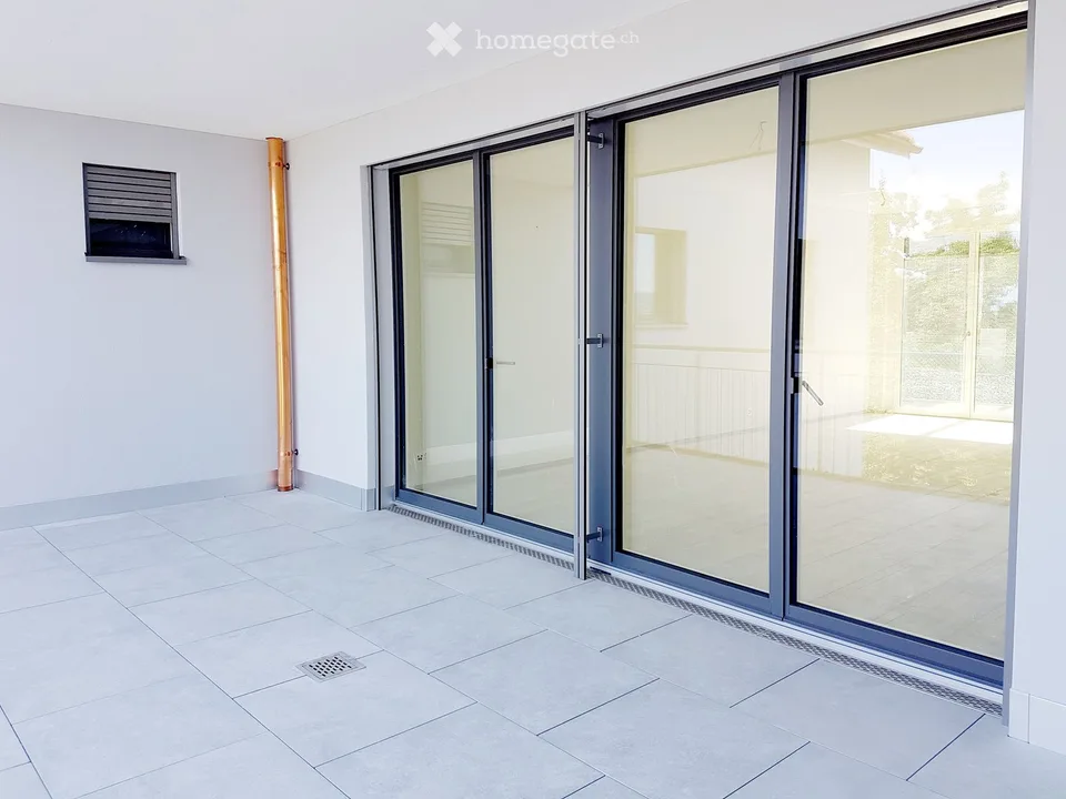 Moderne 3.5-Zimmer-Wohnung mit Seeblick in Richterswil