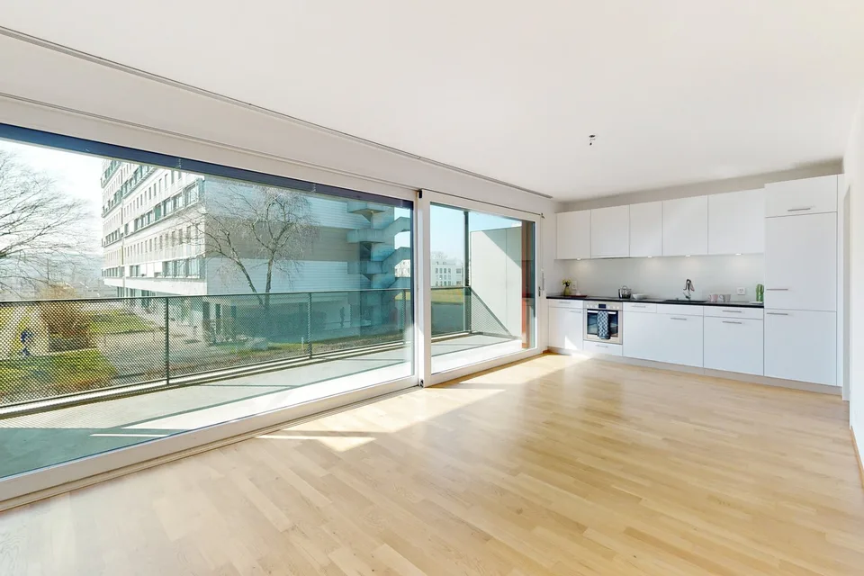 Nouvelle année, nouvelle chance ? Appartement baigné de lumière à la recherche de son propriétaire.