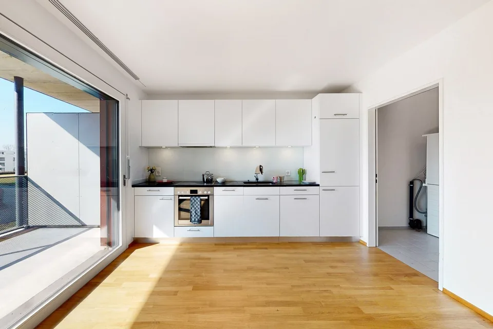 Nouvelle année, nouvelle chance ? Appartement baigné de lumière à la recherche de son propriétaire.