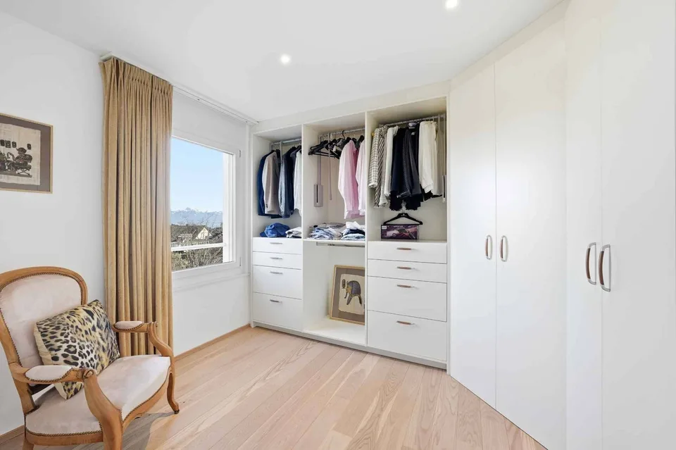 Große Wohnung in absoluter Ruhe, mit Aussicht! – Foto 23 von 26