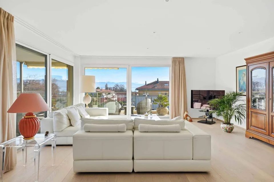 Große Wohnung in absoluter Ruhe, mit Aussicht! – Foto 15 von 26
