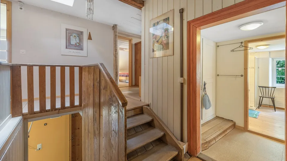 Casa familiare con carattere, storia e molto spazio a Effretikon – foto 12 di 13