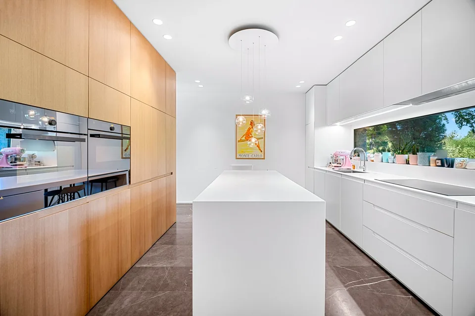 COLOGNY - Charming contemporary villa – photo 12 of 36
