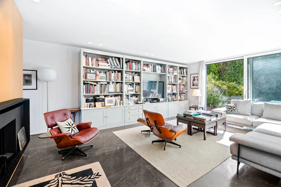 COLOGNY - Charming contemporary villa – photo 7 of 36