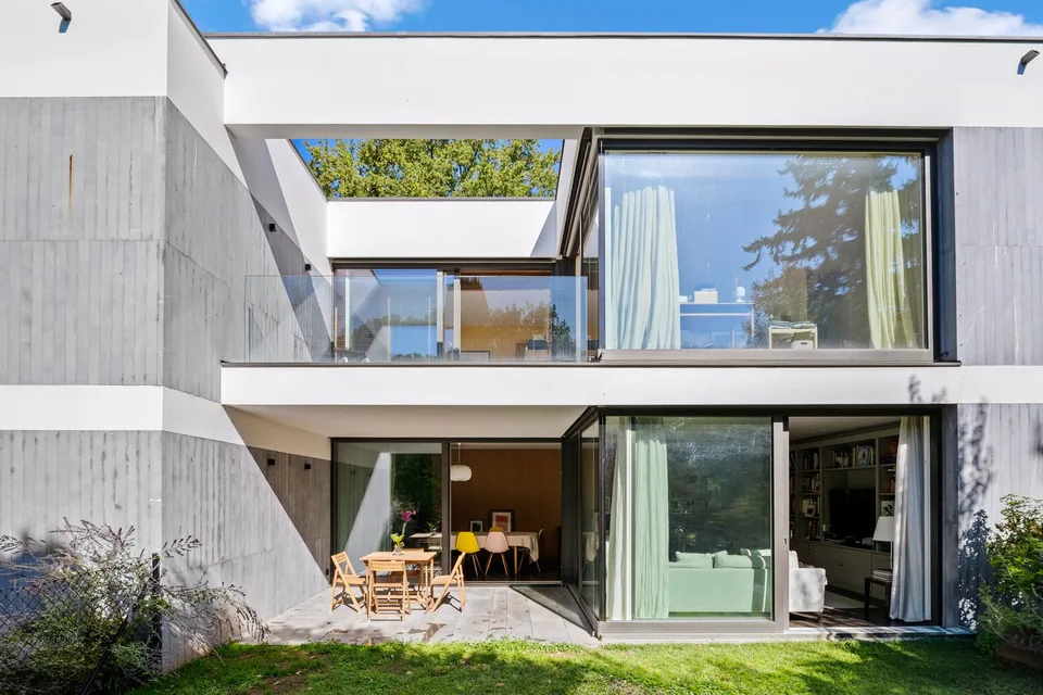 COLOGNY - Charming contemporary villa – photo 22 of 36