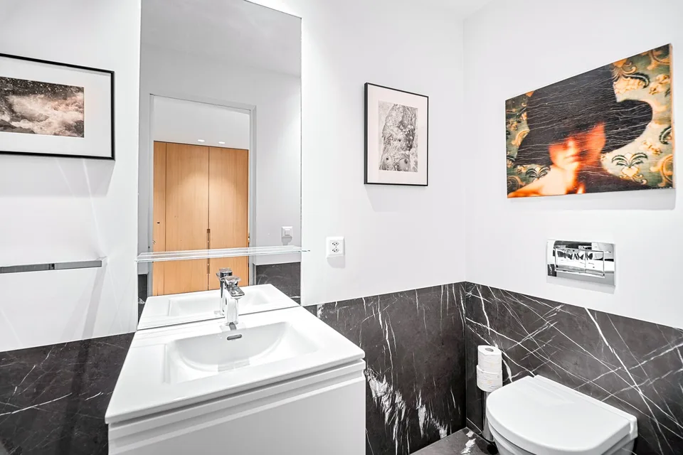 COLOGNY - Charming contemporary villa – photo 21 of 36