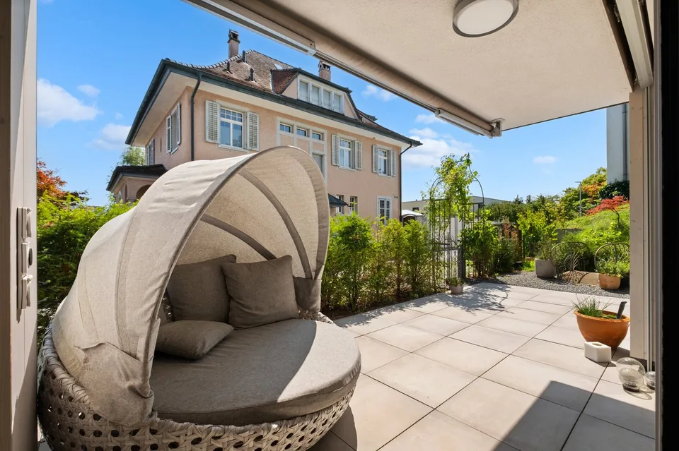 Appartement de jardin moderne avec entrée privée et espace extérieur ensoleillé – photo 8 sur 13