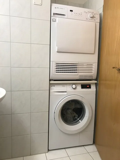 Cozy 3.5-room apartment with balcony in Oetwil an der Limmat