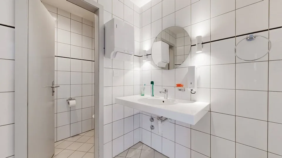 Büros zur Miete in Neuchâtel – Foto 8 von 9