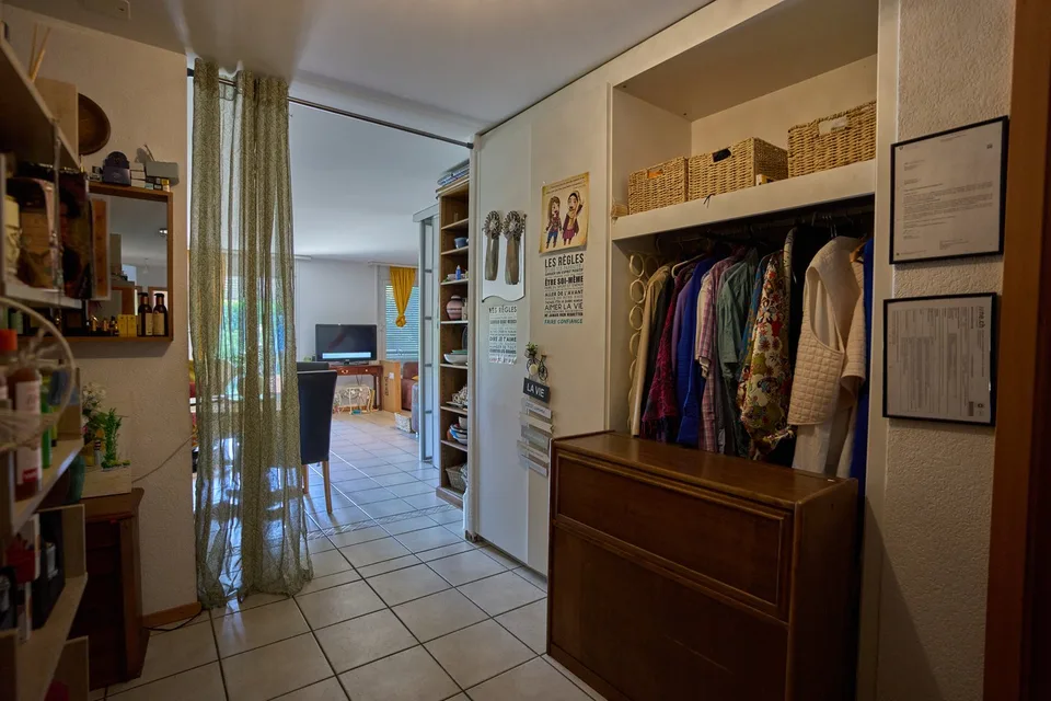 Bôle, appartamento di 5.5 locali con giardino privato – foto 6 di 12
