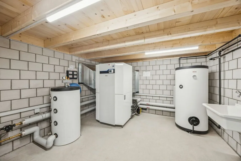 Bauernhaus mit Weitsicht und grosser Parzelle. – Foto 16 von 21
