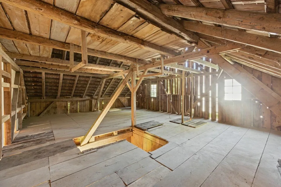 Bauernhaus mit Weitsicht und grosser Parzelle. – Foto 20 von 21