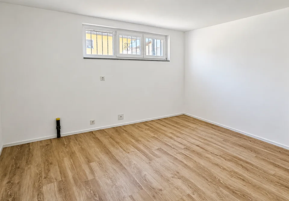 Schönes Einfamilienhaus mit privatem Garten – Foto 9 von 12