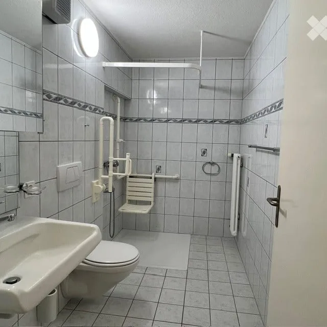 Bright and friendly 4.5-room apartment with 2 balconies in Kölliken - near train station and nursing home