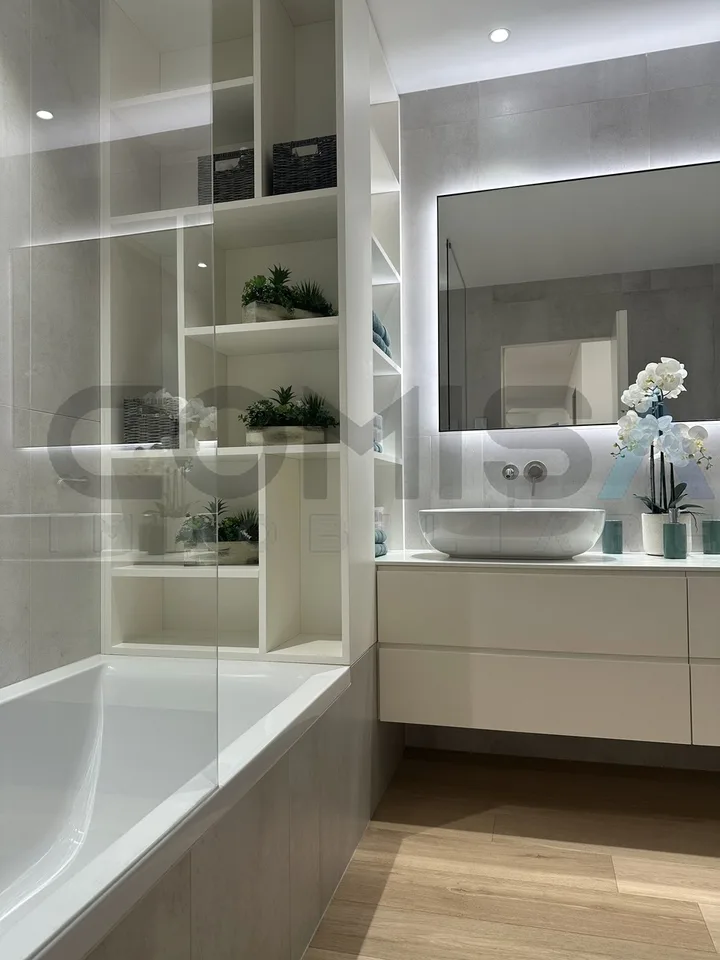 CUREGGIA - LUGANO Elegante appartamento 5.5 locali arredato – foto 8 di 10