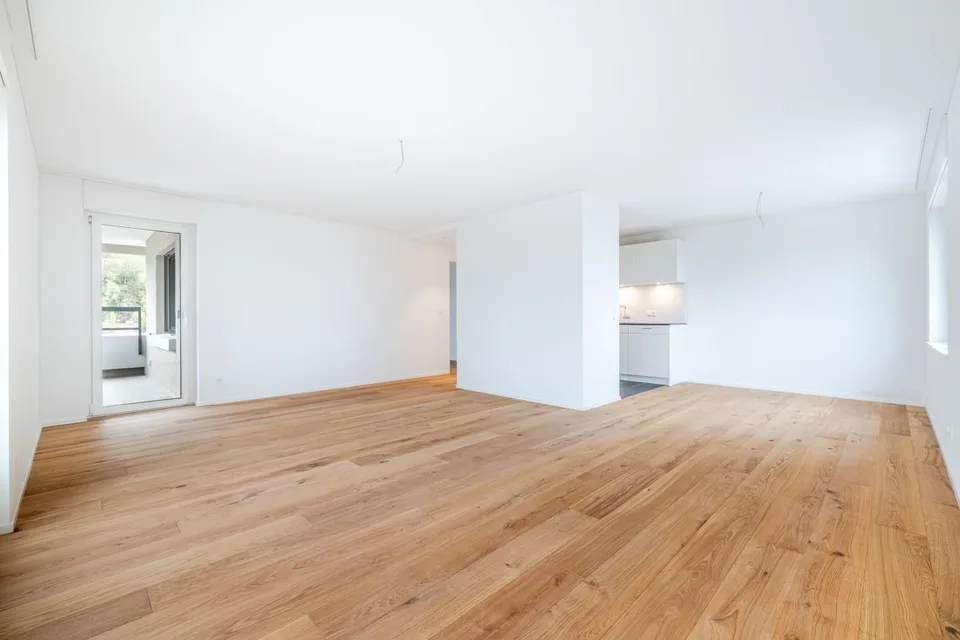 Move in and enjoy - Living where others vacation with unique lake view and balcony