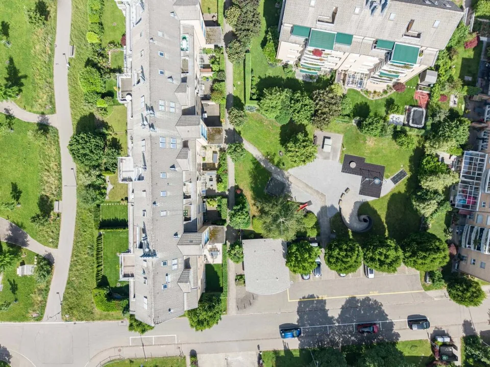 Appartement spacieux 4.5 pièces - calme, lumineux et avec vue sur le vert. – photo 24 sur 26