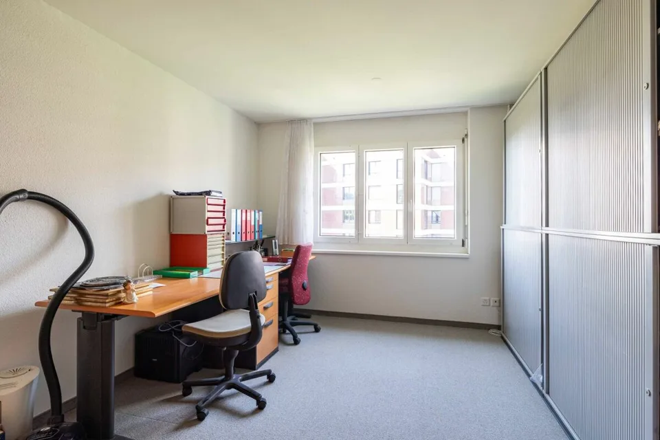 Appartement spacieux 4.5 pièces - calme, lumineux et avec vue sur le vert. – photo 16 sur 26