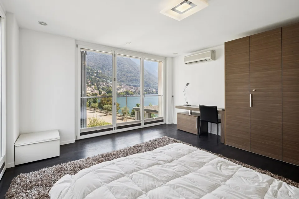Appartement von Ausnahme mit Panoramablick auf den See – Foto 13 von 26