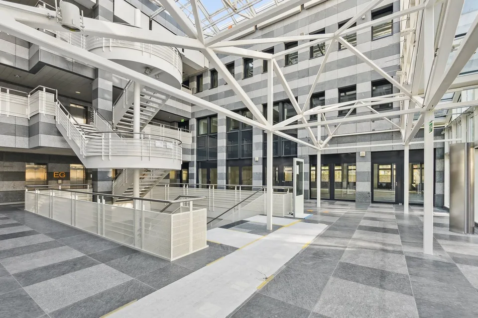 Votre nouvel emplacement directement à la gare de Stettbach ! (200 - 1'500 m²) – photo 6 sur 11