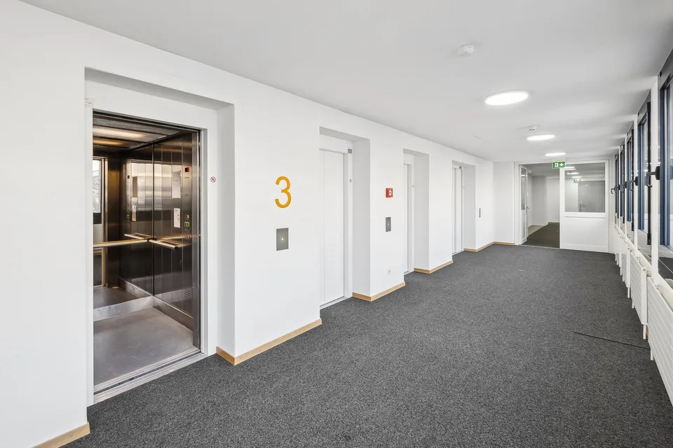 Votre nouvel emplacement directement à la gare de Stettbach ! (200 - 1'500 m²) – photo 7 sur 11