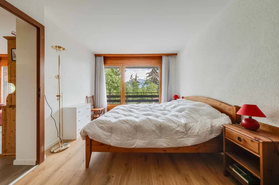 Apartment with 3.5 rooms and large terrace – photo 7 of 25