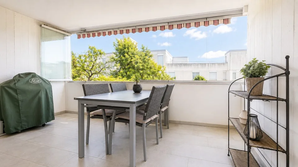 Spacious 5-room apartment with a great view in Ipsach – photo 7 of 11