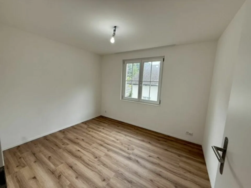 Einziehen statt renovieren - komplett kernsaniertes Einfamilienhaus in Mümliswil – Foto 13 von 29