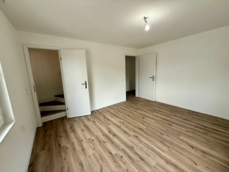 Einziehen statt renovieren - komplett kernsaniertes Einfamilienhaus in Mümliswil – Foto 10 von 29
