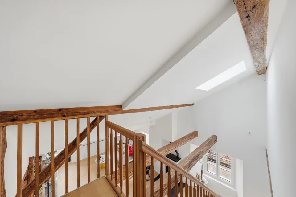 Triplex ristrutturato in un edificio del 1865, a 10 minuti da Morges – foto 6 di 29
