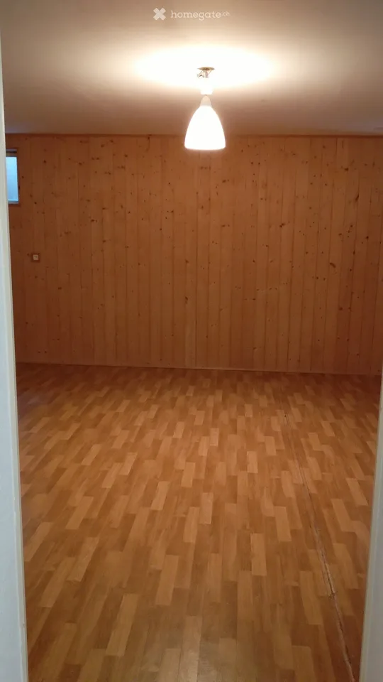 Maison mitoyenne de 4,5 pièces confortable avec petit jardin