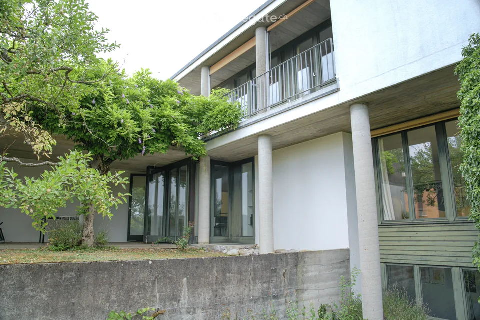 *Réservé* 185 m² d'architecture raffinée rencontrent 848 m² de joie de vivre – photo 6 sur 8
