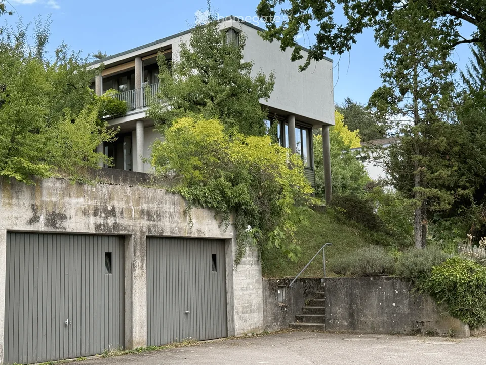 *Réservé* 185 m² d'architecture raffinée rencontrent 848 m² de joie de vivre – photo 8 sur 8