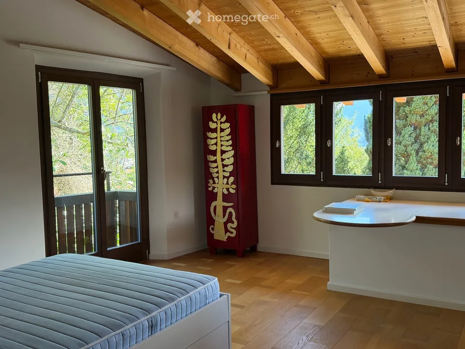 Maison unique avec grand jardin et vue panoramique sur Domleschg