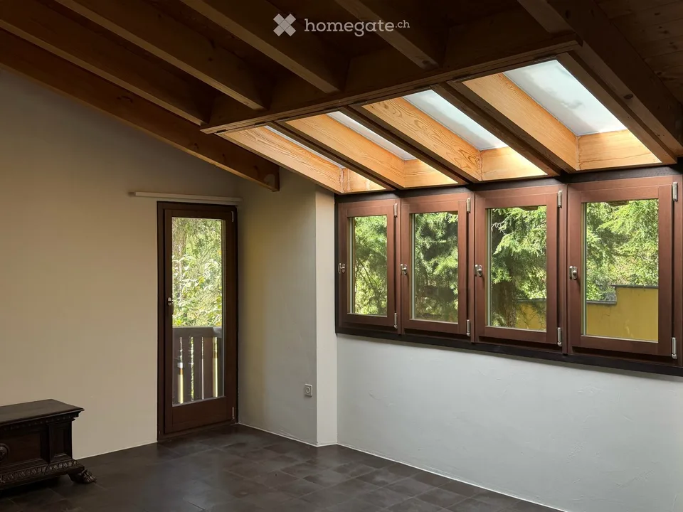 Maison unique avec grand jardin et vue panoramique sur Domleschg