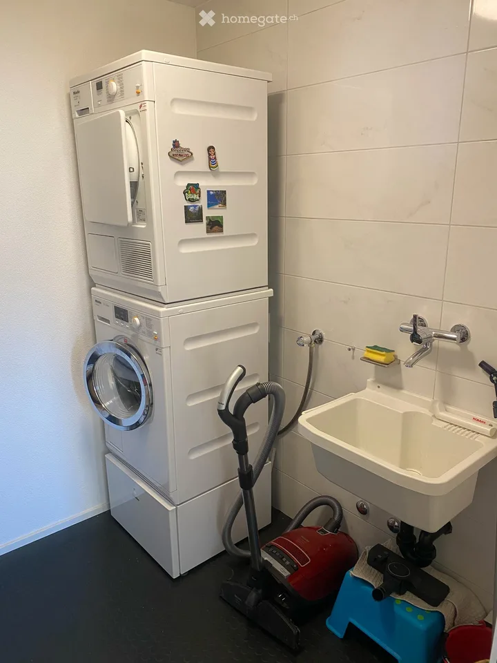 Appartement-maisonnette spacieux de 4,5 pièces dans un quartier calme à Schöfflisdorf