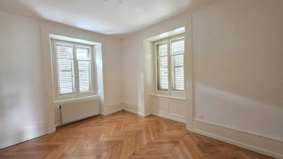 3-Room Apartment with Balcony near Amenities – photo 3 of 9