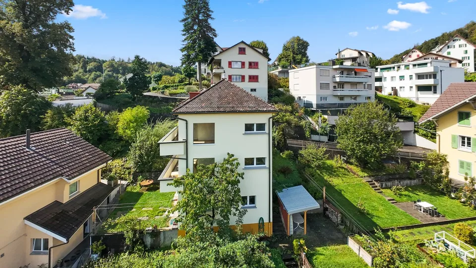 5.5-Zimmer-Einfamilienhaus mit Panorama, Garten und Charakter an begehrter Lage in Luzern – Foto 15 von 16