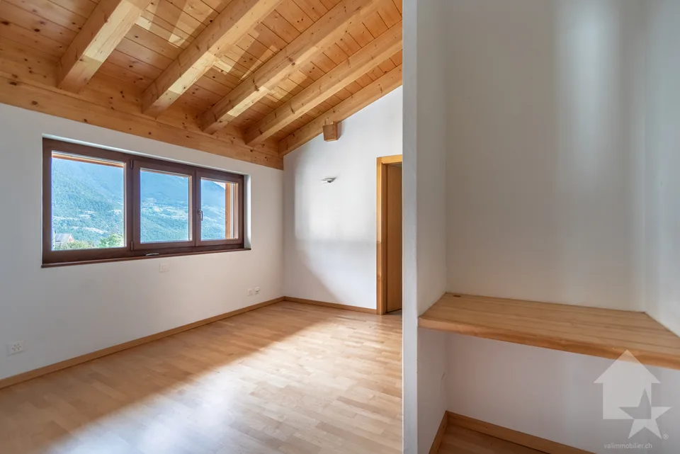 Mollens, appartement 3.5 pces sous les toits, entre nature et montagne – Foto 6 von 13