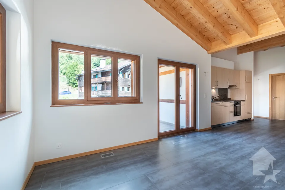 Mollens, appartement 3.5 pces sous les toits, entre nature et montagne – Foto 4 von 13