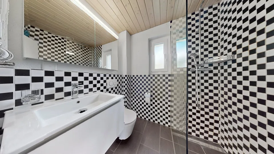 5.5-Zimmer-Einfamilienhaus mit Garten und traumhafter Aussicht über Luzern – Foto 6 von 16