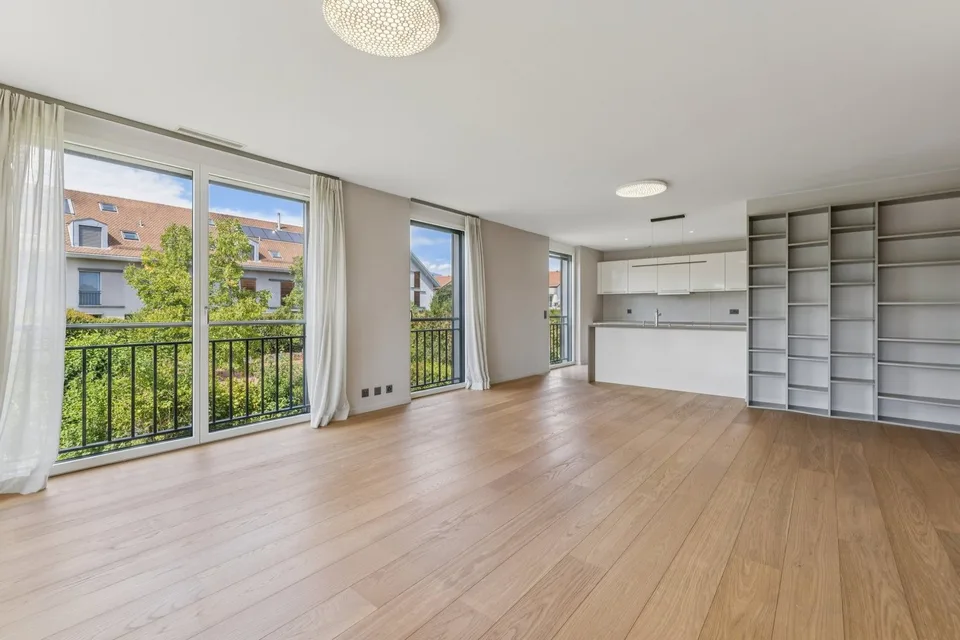 ELEGANTES 4.5 ZIMMER-WOHNUNG MIT TERRASSE – Foto 4 von 11