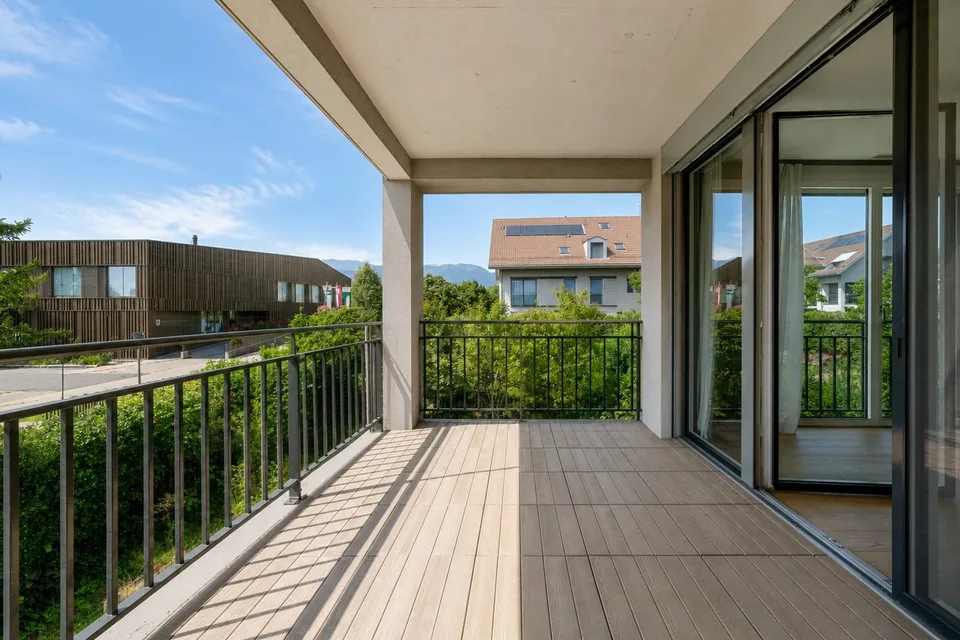 ELEGANTES 4.5 ZIMMER-WOHNUNG MIT TERRASSE – Foto 3 von 11