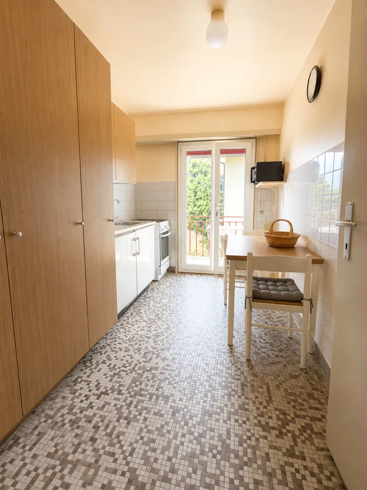Charmanter Apartment mit 2.5 Zimmern von etwa 55 m2 – Foto 2 von 4