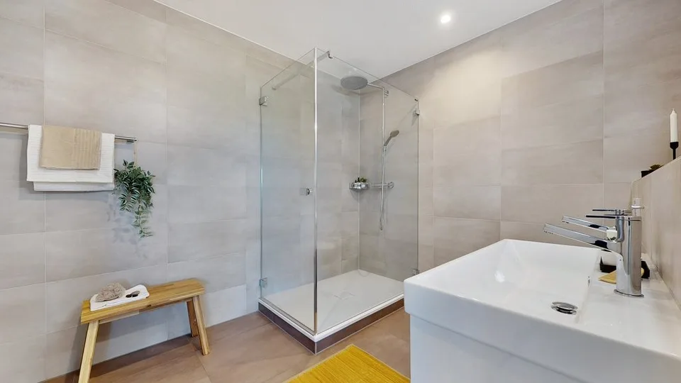 Fahren Sie mit dem Lift direkt in Ihre neue Traumwohnung! – Foto 10 von 12